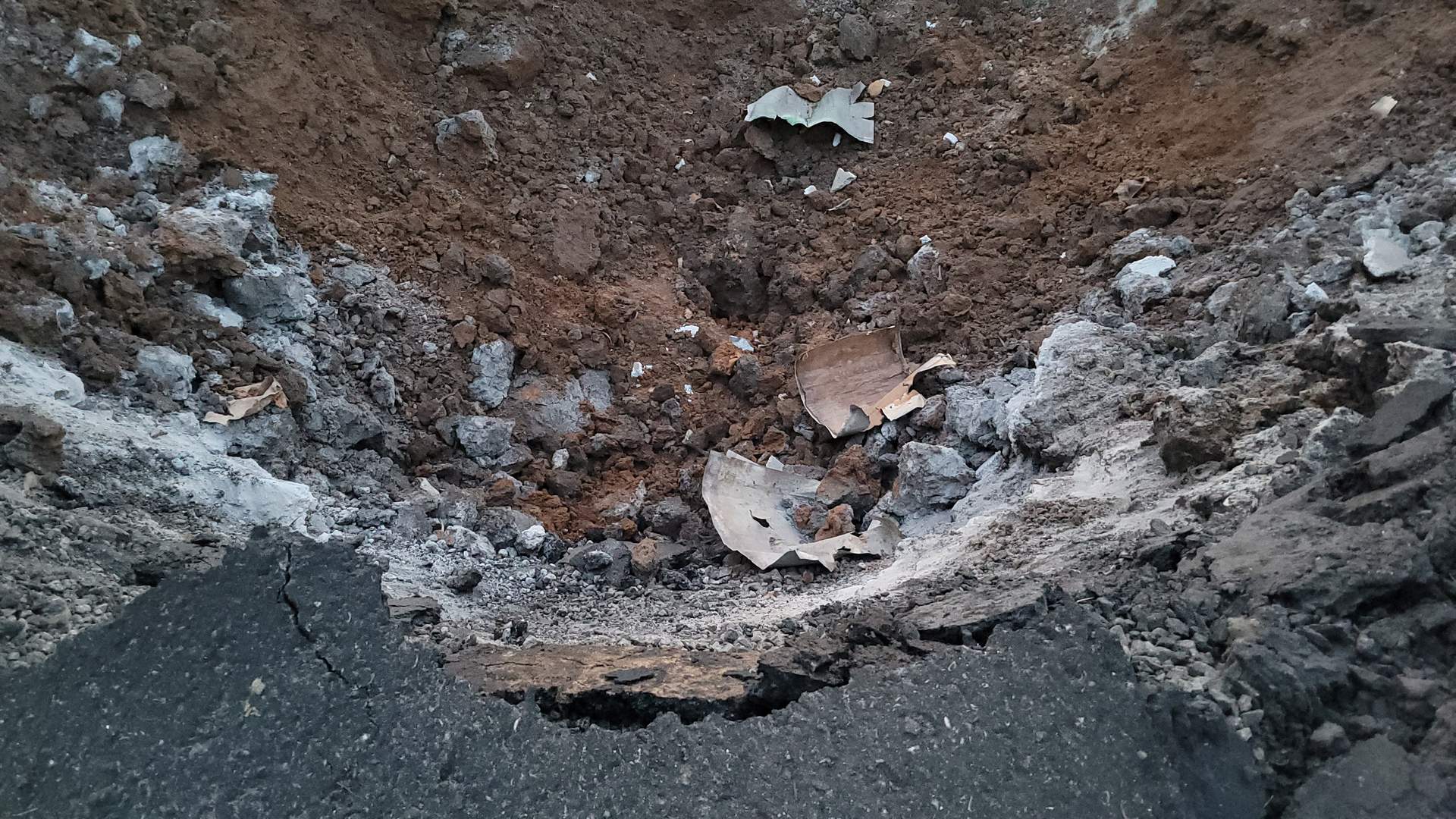 Наслідки ракетного удару по промисловому підприємству на Одещині