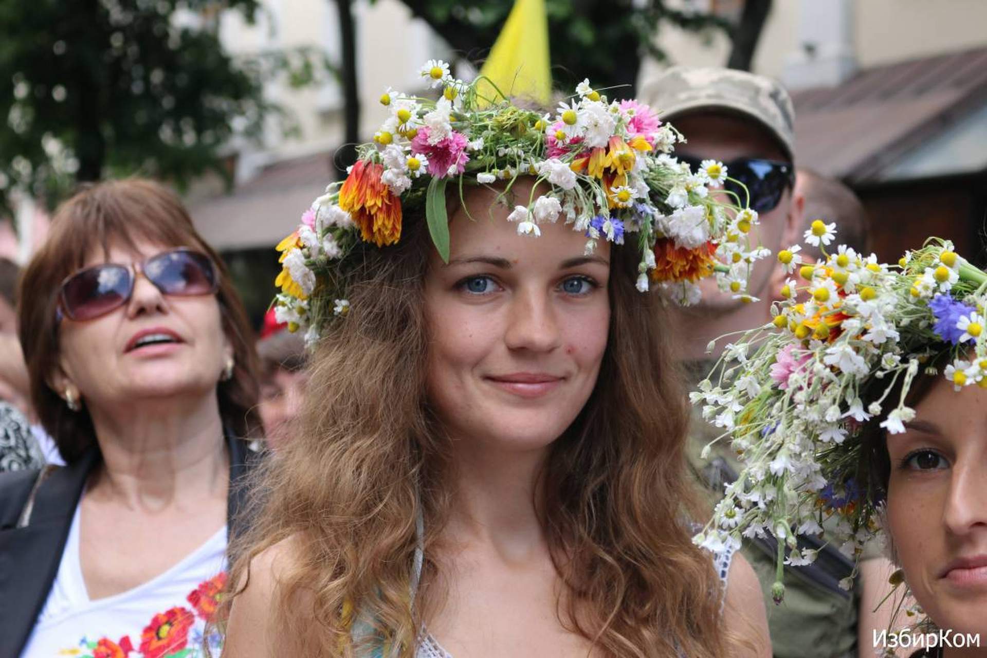 В Одессе состоялся VIII Мегамарш в вышиванках