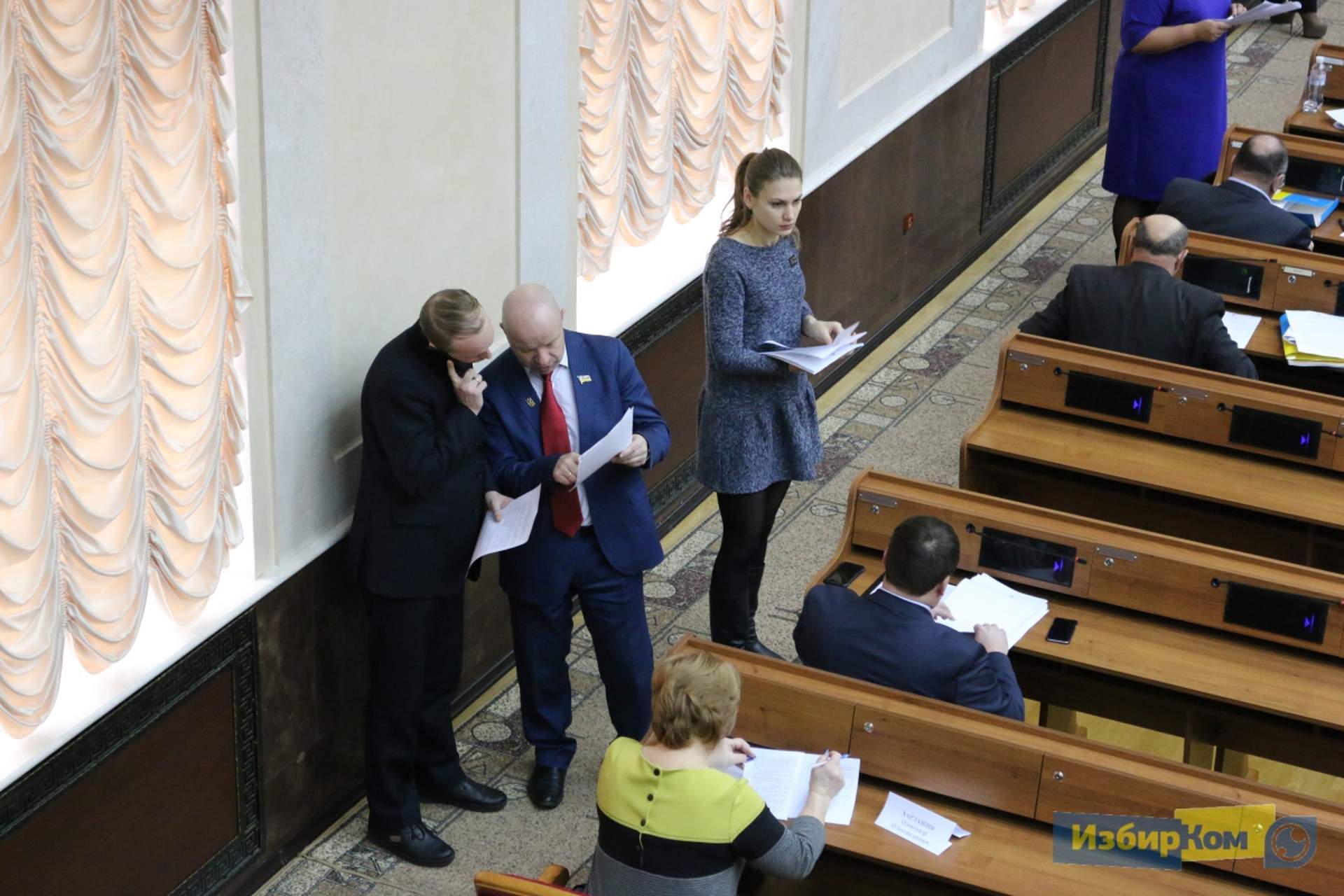 Сессия Одесского областного совета: отчет председателя о своей деятельности и бюджет области на 2017 год