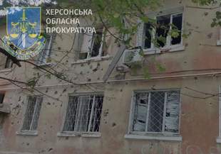 Окупанти під час обстрілу поранили трьох людей у Херсоні