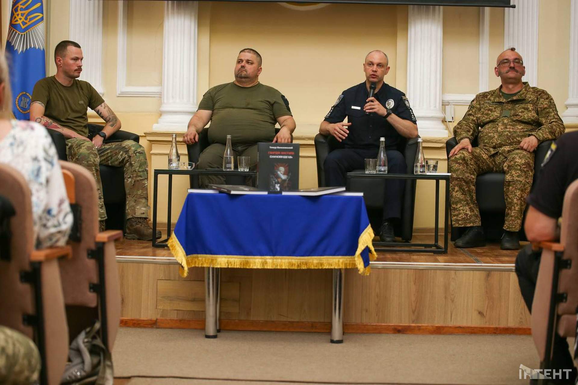 В Одесі презентували воєнно-історичний роман про бійця нацгвардії