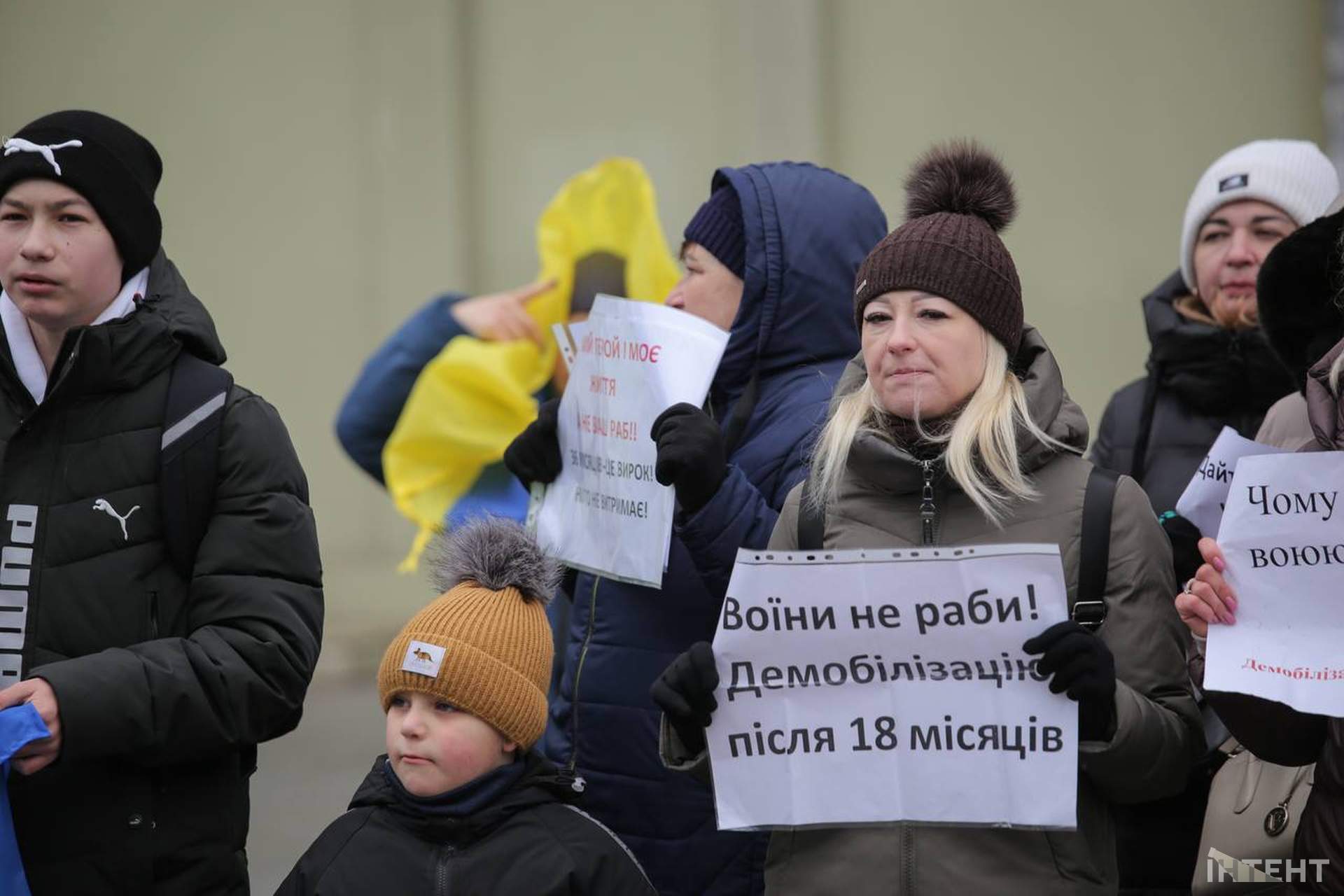 Родичі військових влаштували в Одесі ходу на підтримку демобілізації