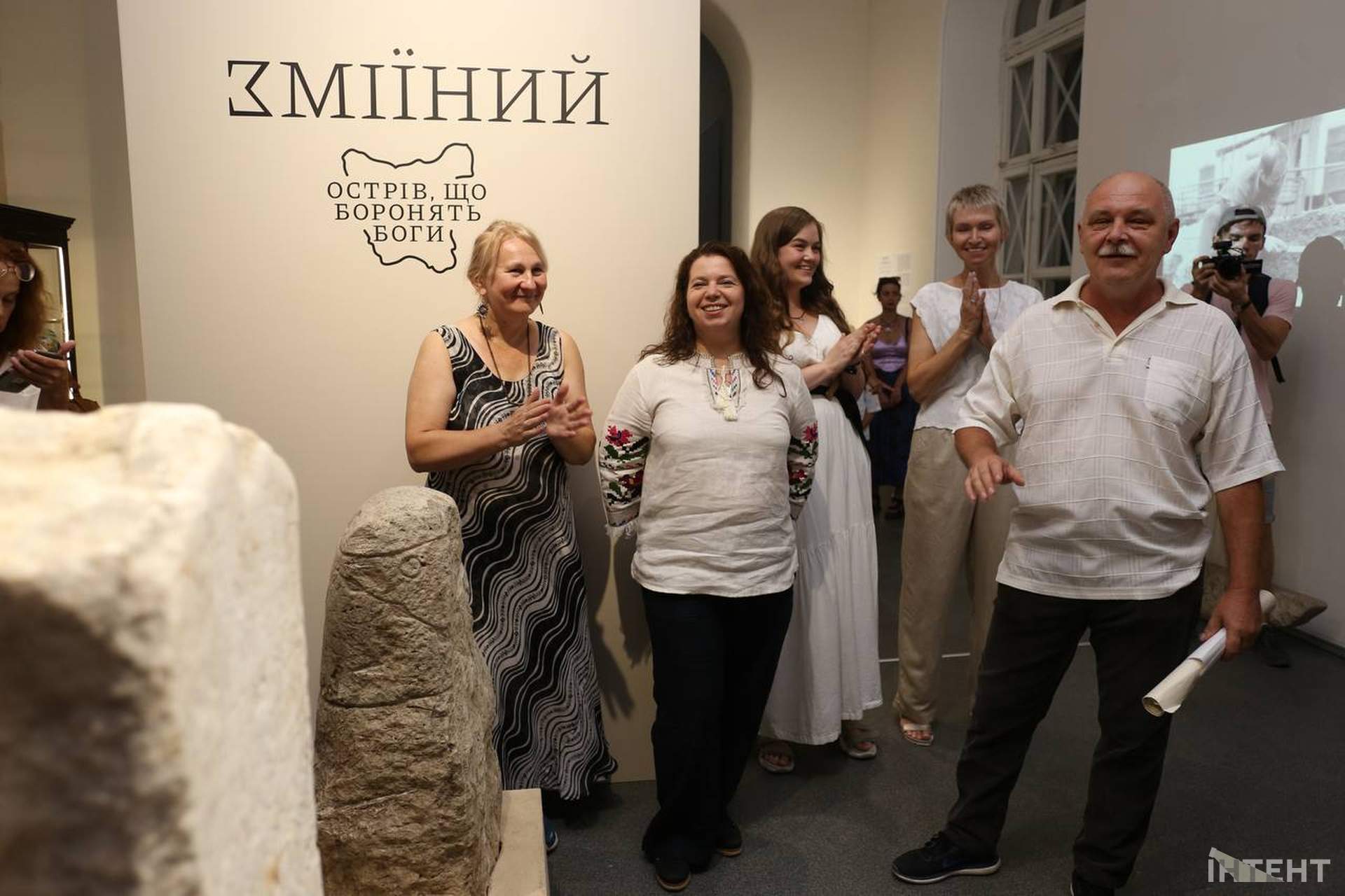Острів Ахілла: в одеському музеї відкрилася виставка присвячена Зміїному
