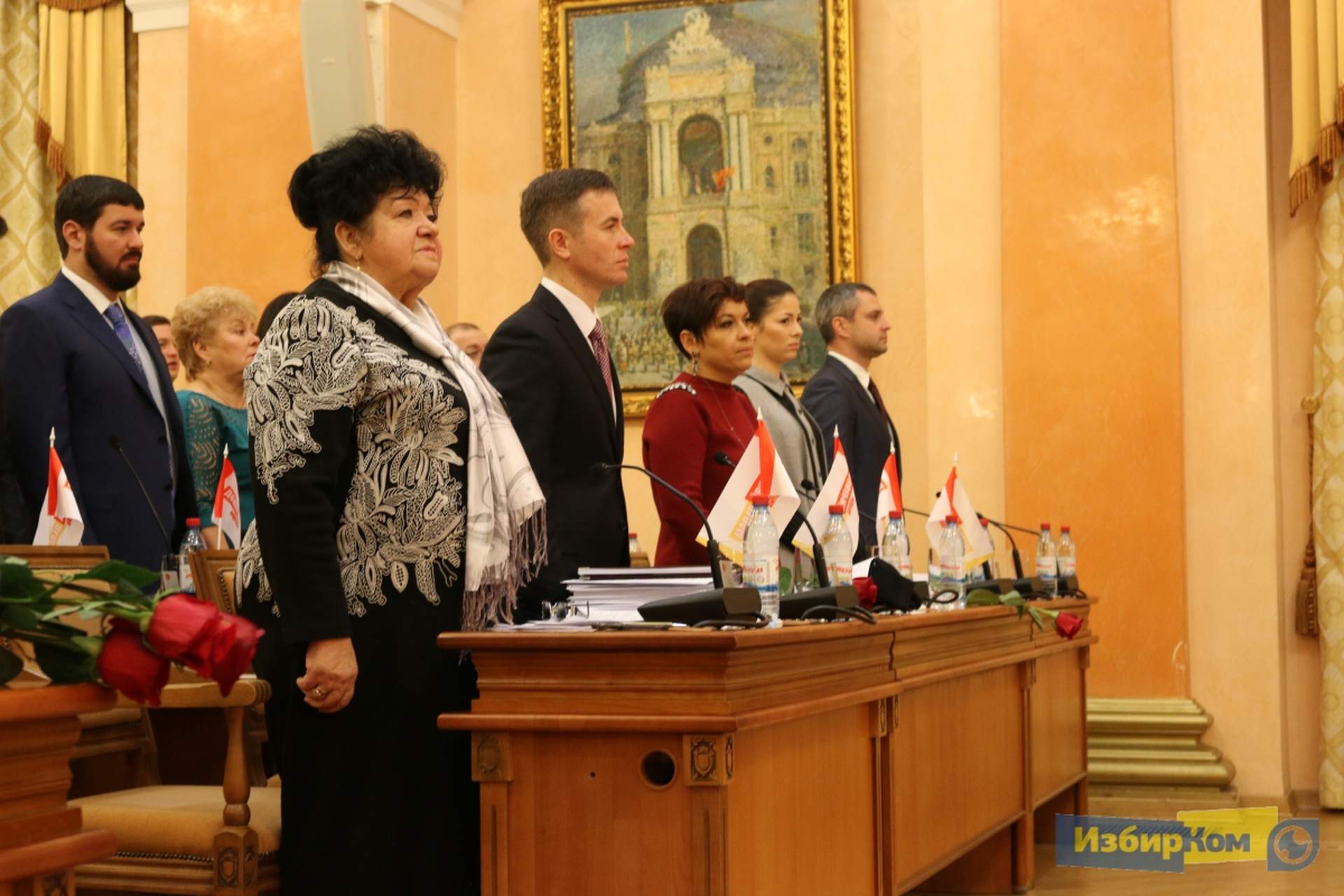 Сессия Одесского городского совета: розы депутатам и более ста вопросов повестки дня