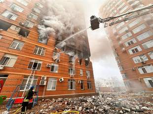 Медики відпустили на лікування додому 16 постраждалих від ракетного удару