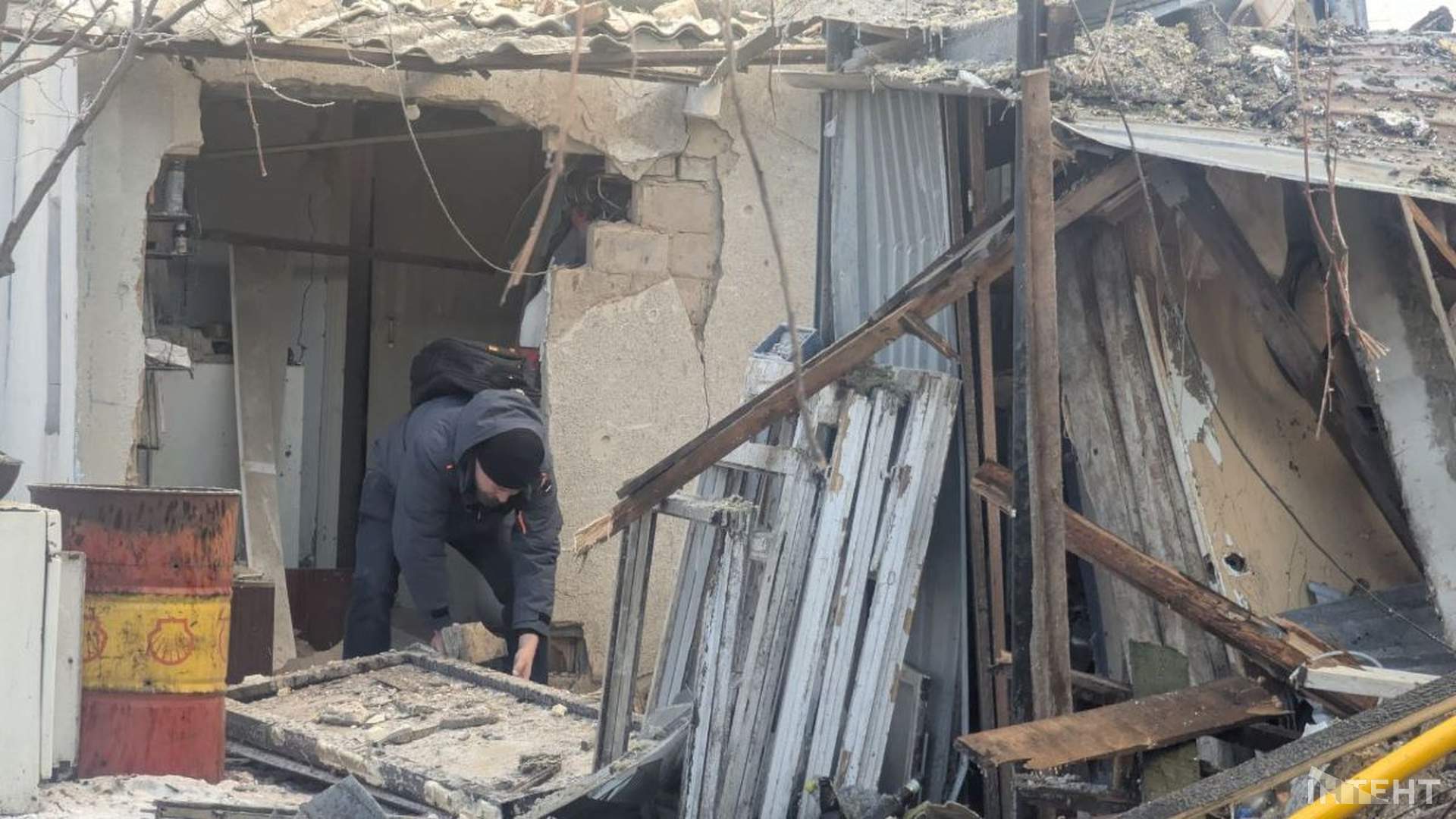 На Одещині через ворожу атаку постраждали будинки та склад