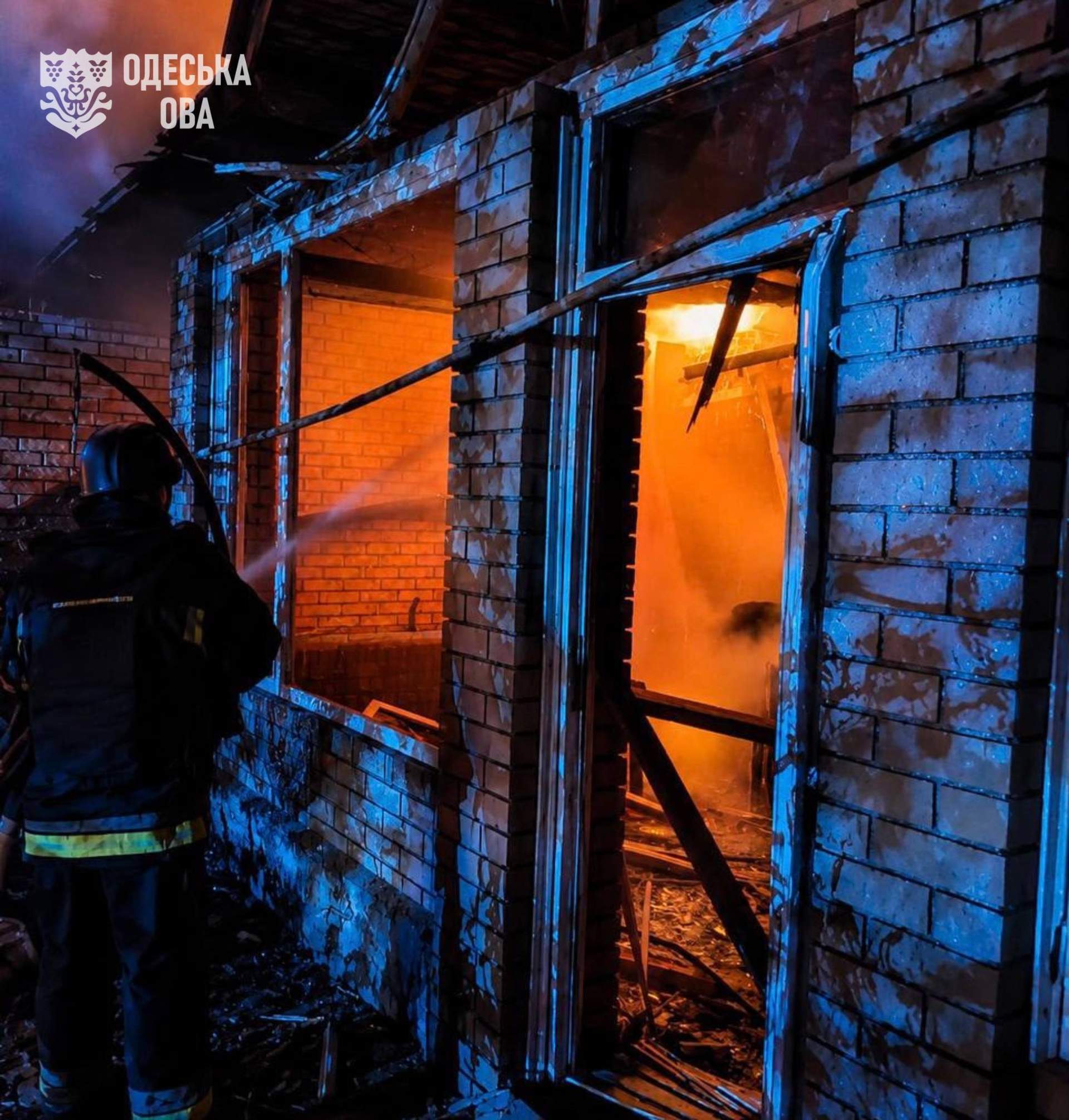 Ворог вдарив по багатоповерхівці на Одещині, постраждала дитина