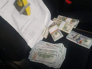 Суд завершив досліджувати докази обвинувачення у справі мера Рені