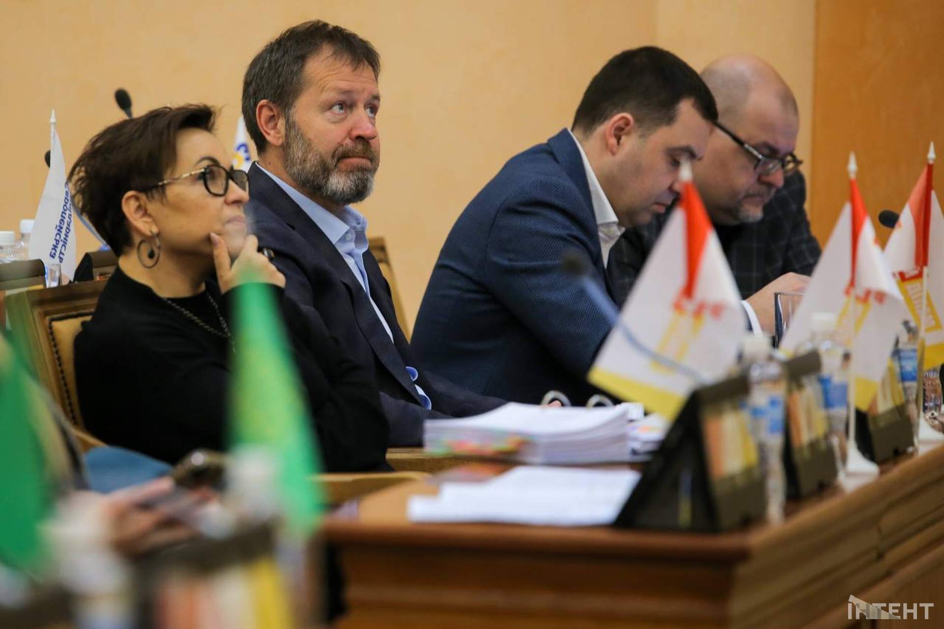Перша цього року пленарна сесія Одеської міської ради у світлинах Інтента