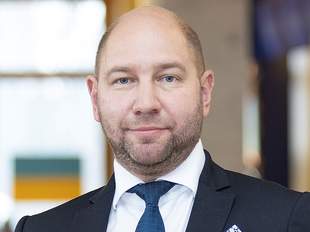 Нардепа оштрафували через конфлікт інтересів в одеській кав'ярні