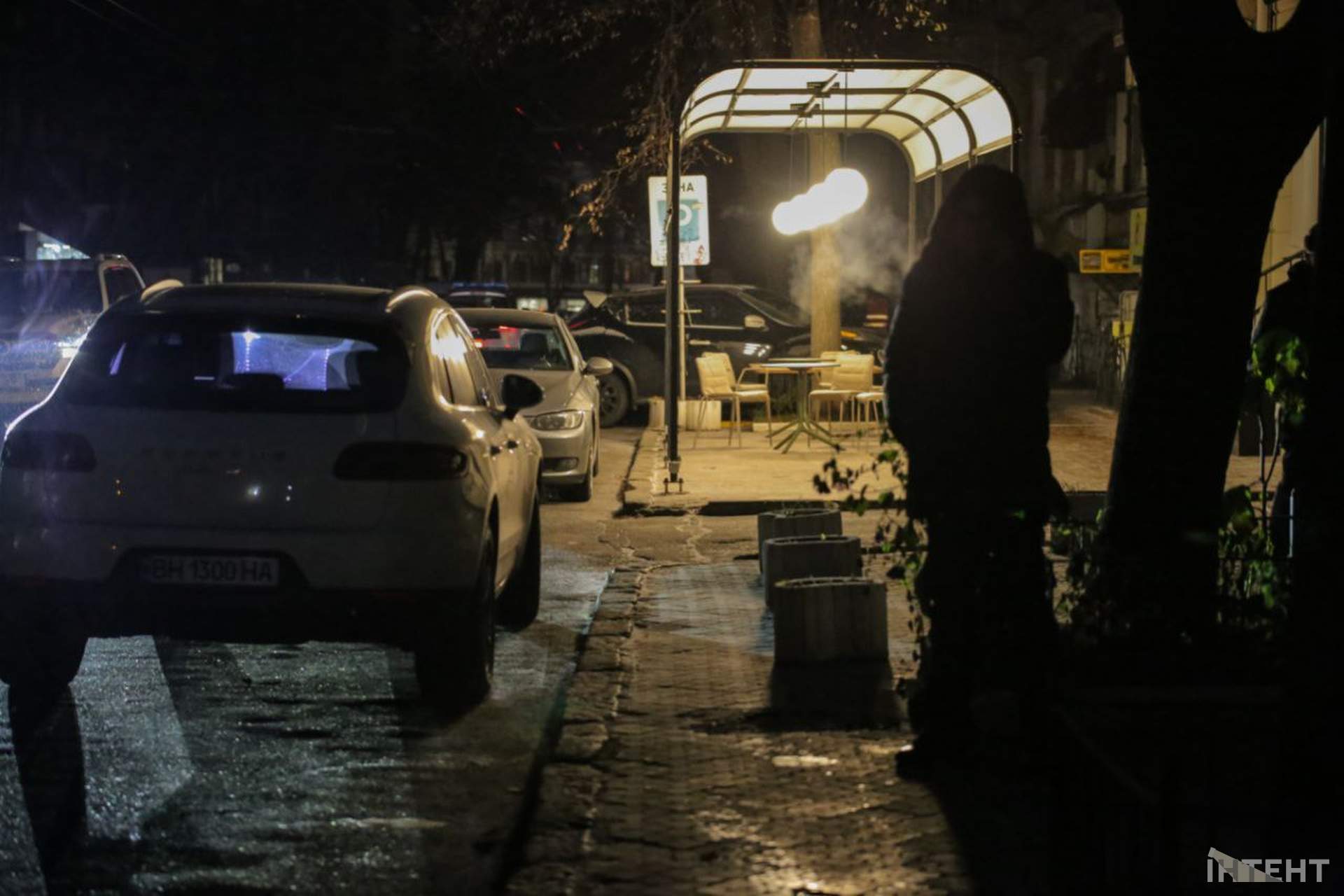 Одеса у темряві: після ракетних ударів місто залишилося без світла