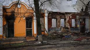 Enemy army shells children's club and high-rise building in Kherson region