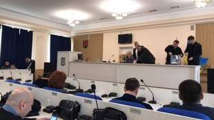 Депутаты не отпустили мэра Белгорода-Днестровского в отставку и заявили о готовности искать компромиссы