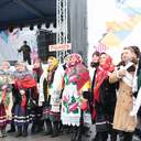Возле Одесской ОГА хвастались сокровищами Одесской области
