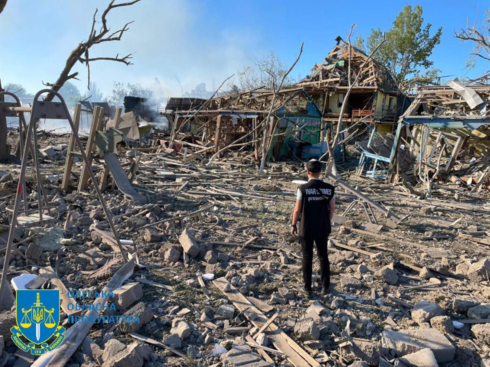 Російські військові обстріляли Одещину, знищивши приватні будинки та бази відпочинку (оновлено)
