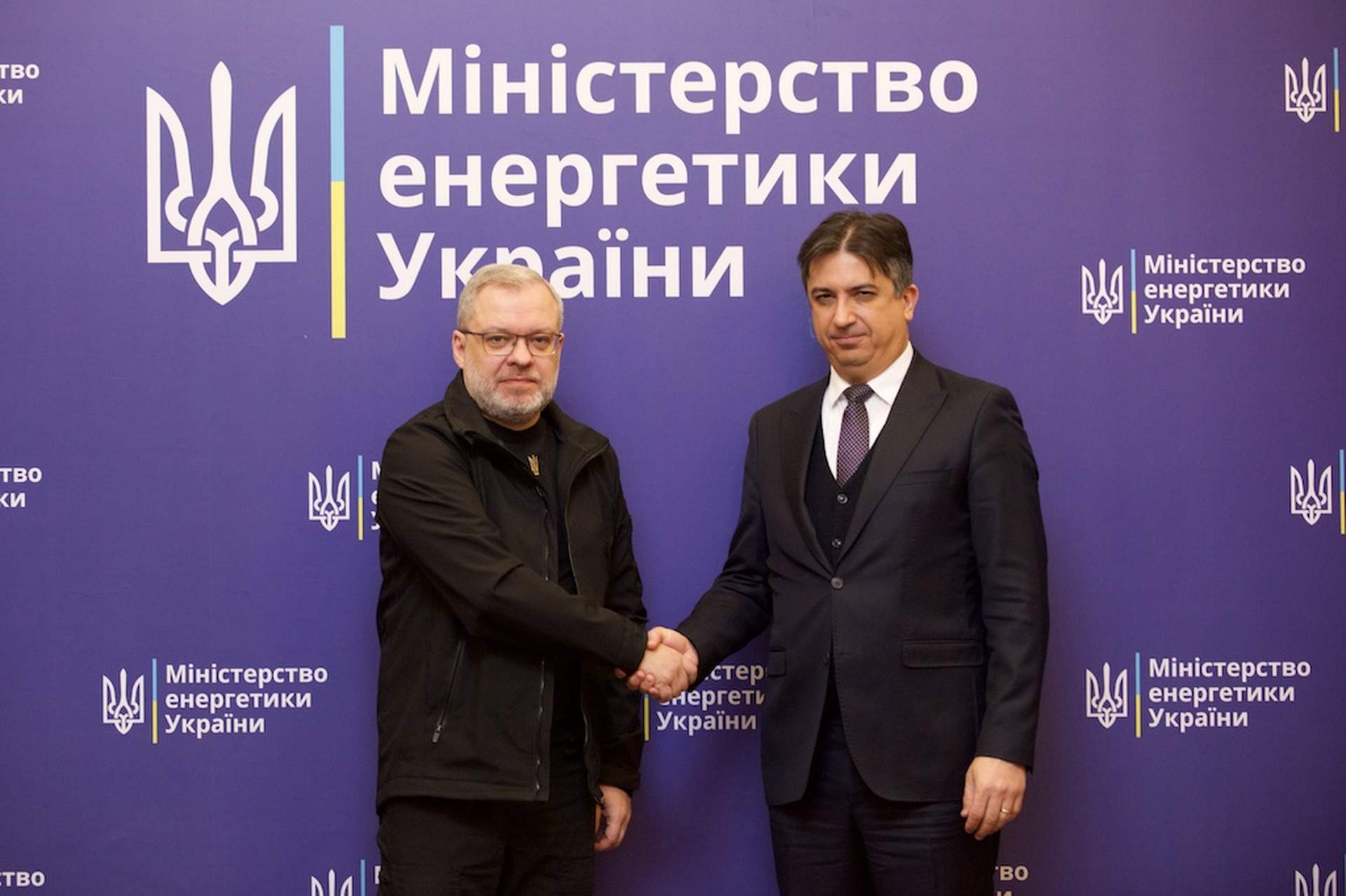 В Україні обговорили використання турецьких плавучих електростанцій