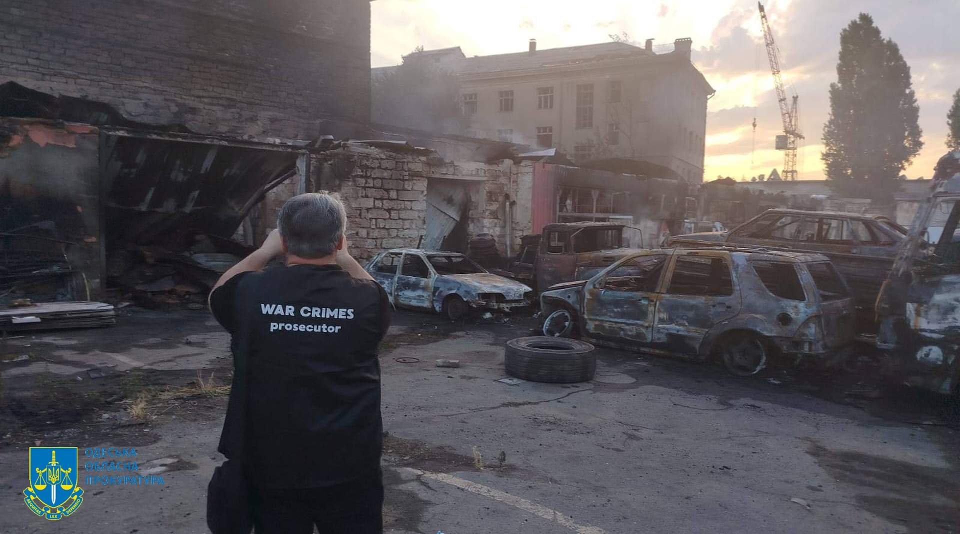 Пожежі та смерть: росіяни вночі атакували Одесу дронами