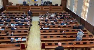 В Одессе депутаты со скандалом поддержали отчет главы облсовета