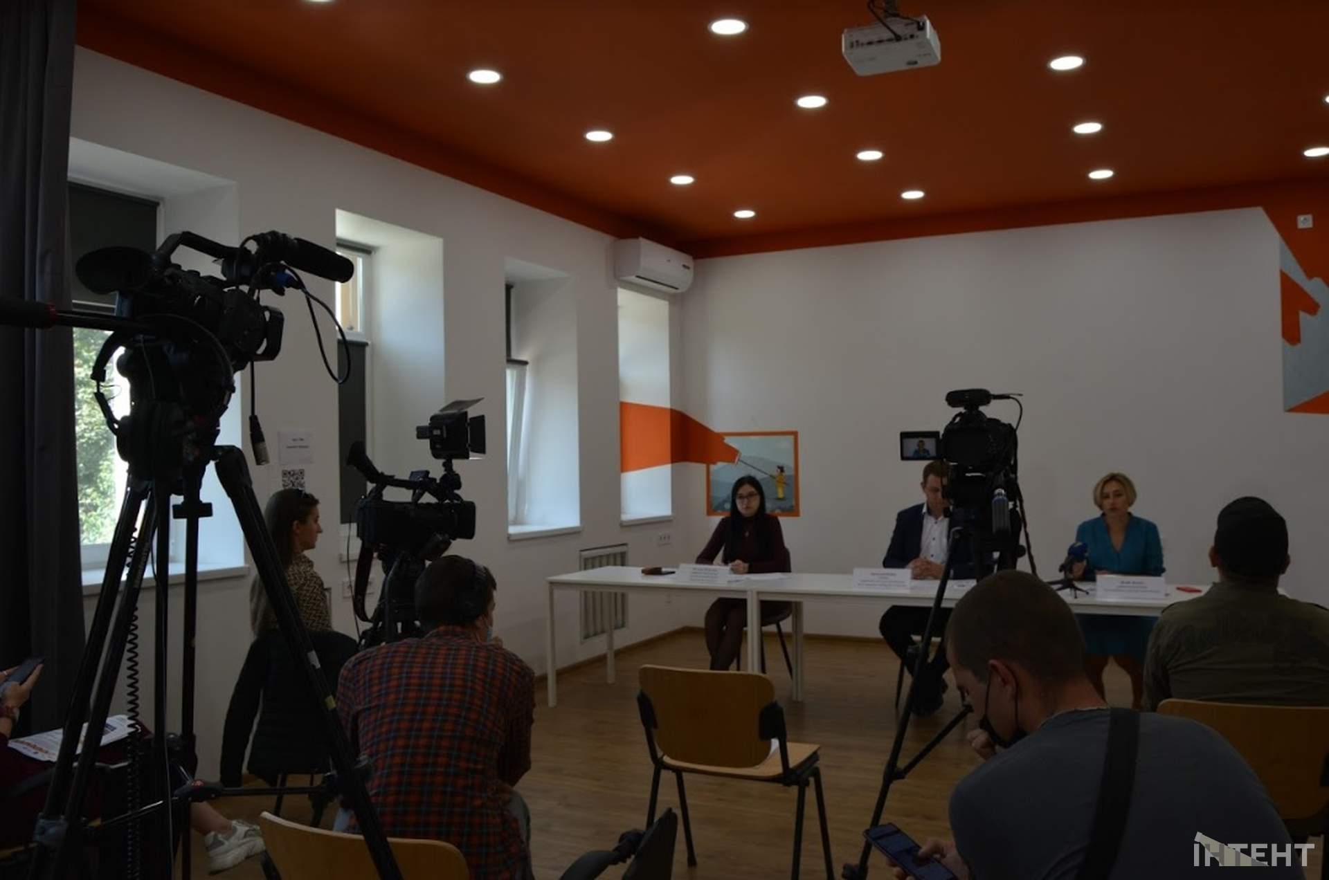 Відсутність контролю за майном та землею створює простір для корупції