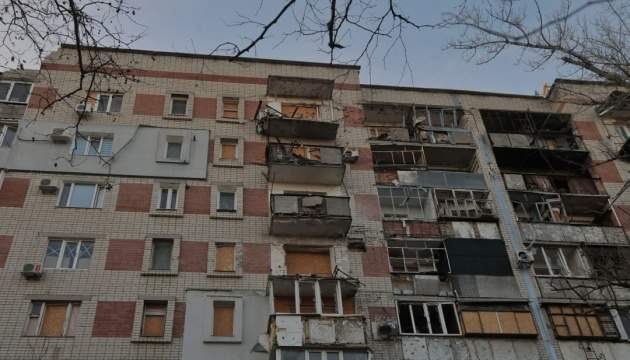 Зруйнований будинок у Херсоні. ФОТО: Херсонська ОВА