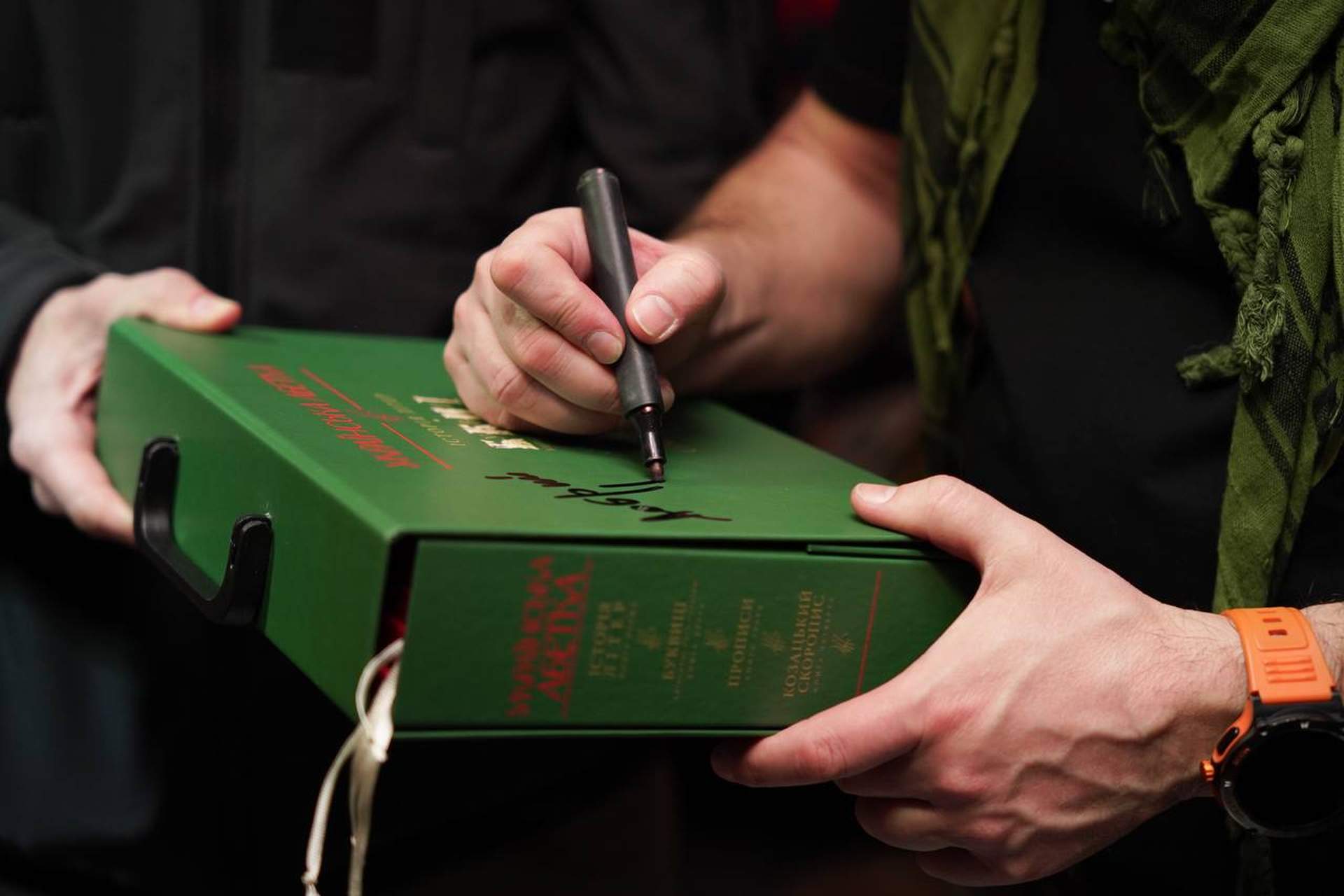 "Добрий ранок, Україно!": благодійний виступ фронтмена гурту "Нумер 482" в Одесі