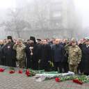Одесситы принесли цветы к памятнику Шевченко и потребовали освободить Савченко
