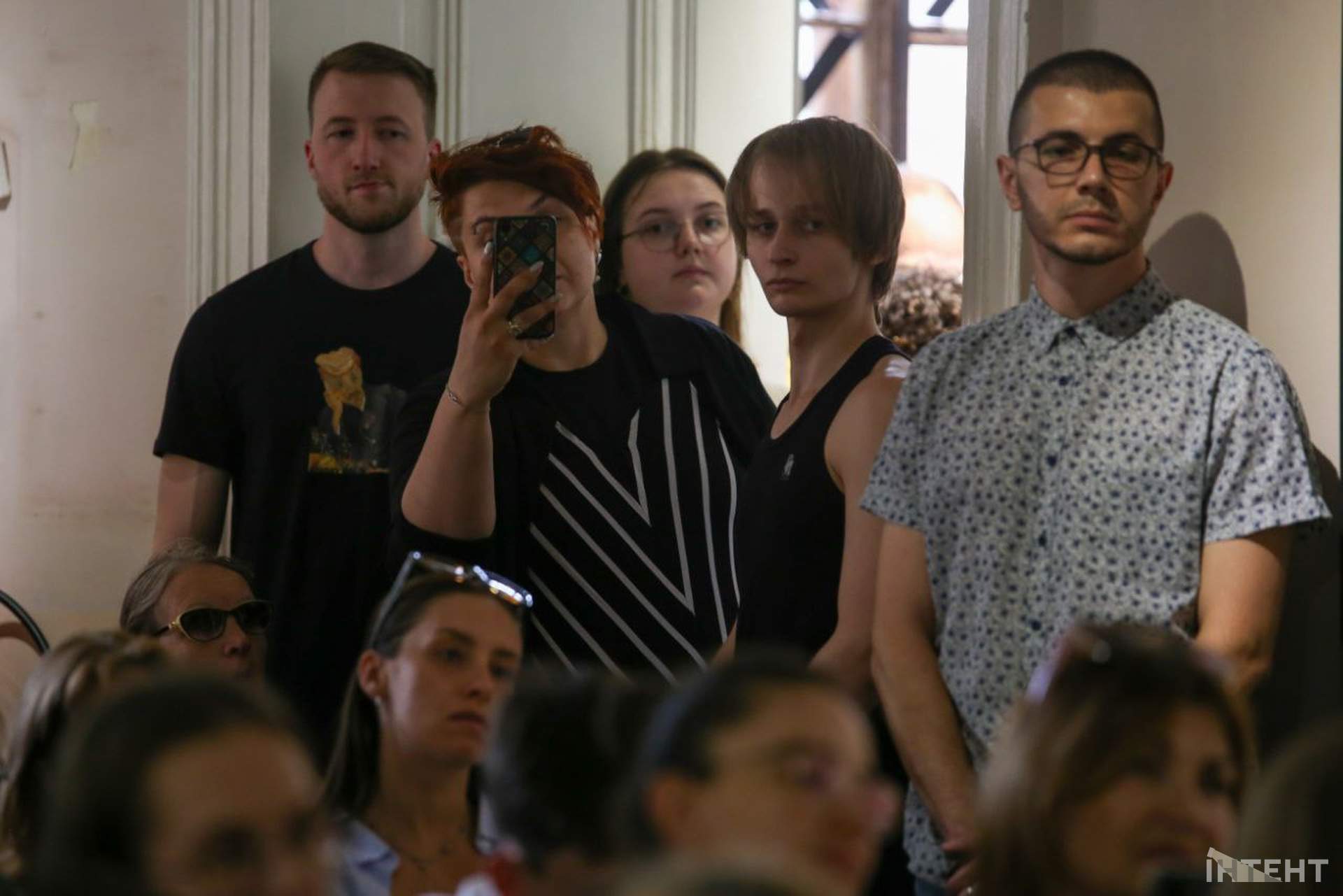 "Надламаний голос моря": лауреатка Шевченківської премії та одеський поет читали вірші