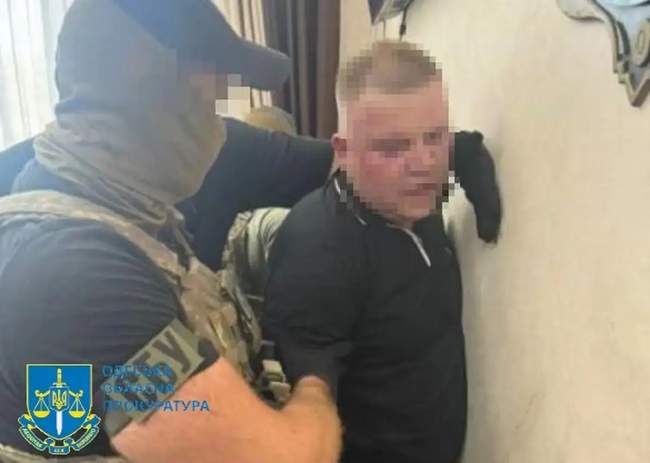 Затримання Віталія Граждана. Фото: Одеська обласна прокуратура