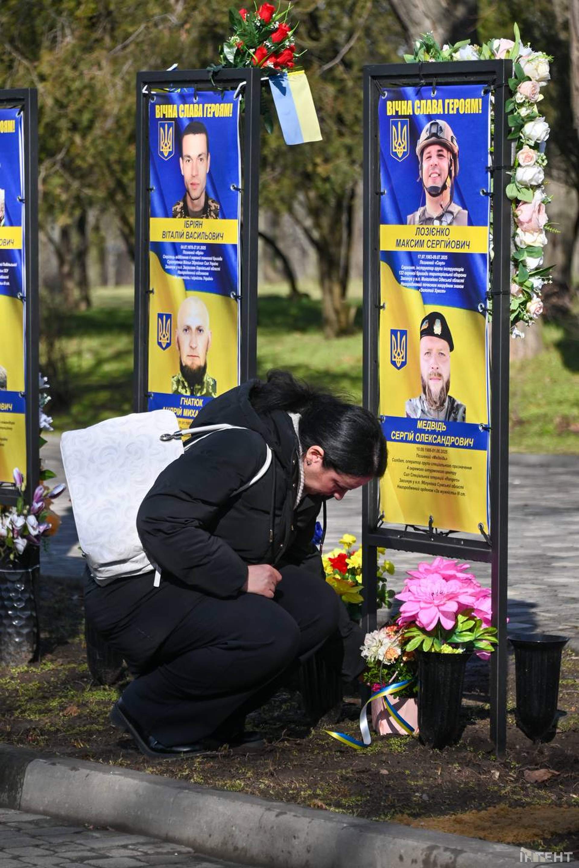 В Одесі відкрили 25 нових пам'ятних стендів на Алеї Героїв