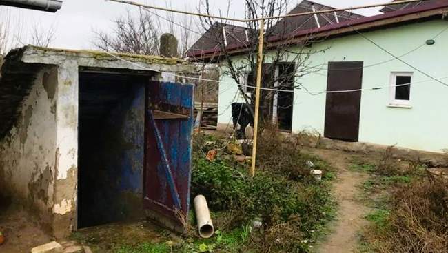ФОТО: Дом в селе Александровка, застенок/СБУ