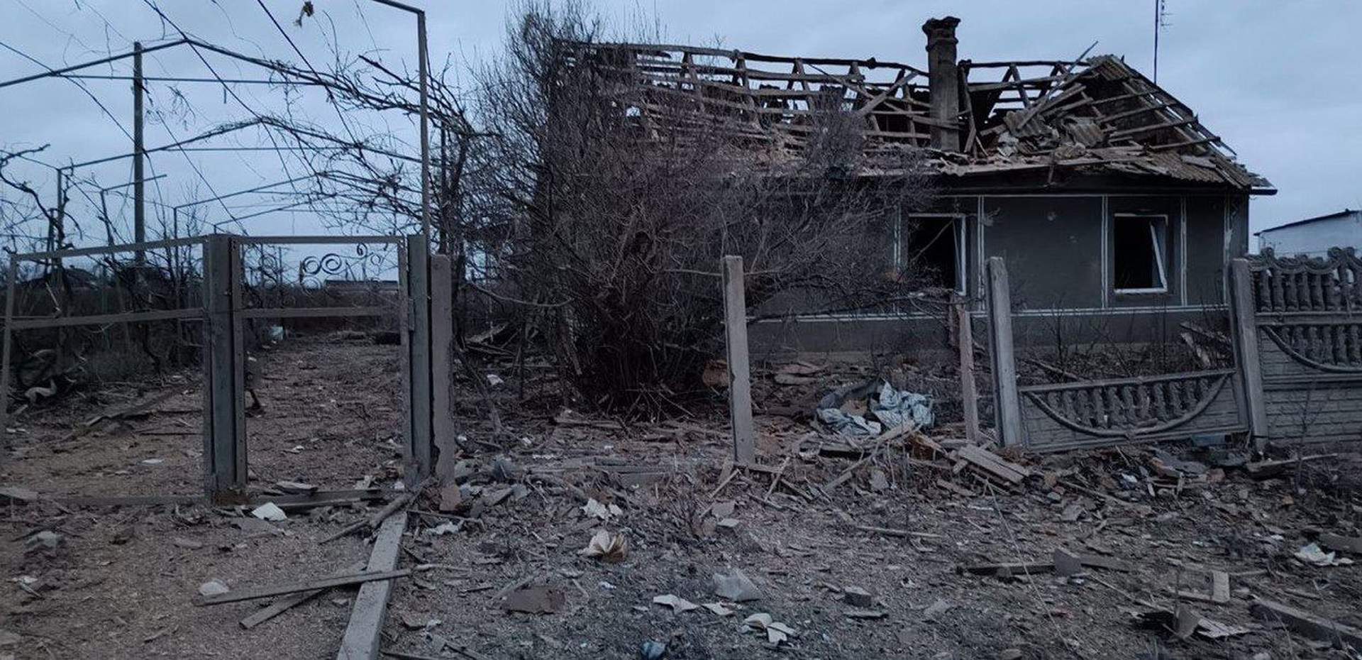 На Херсонщині загарбники обстріляли авто, поранені двоє дітей