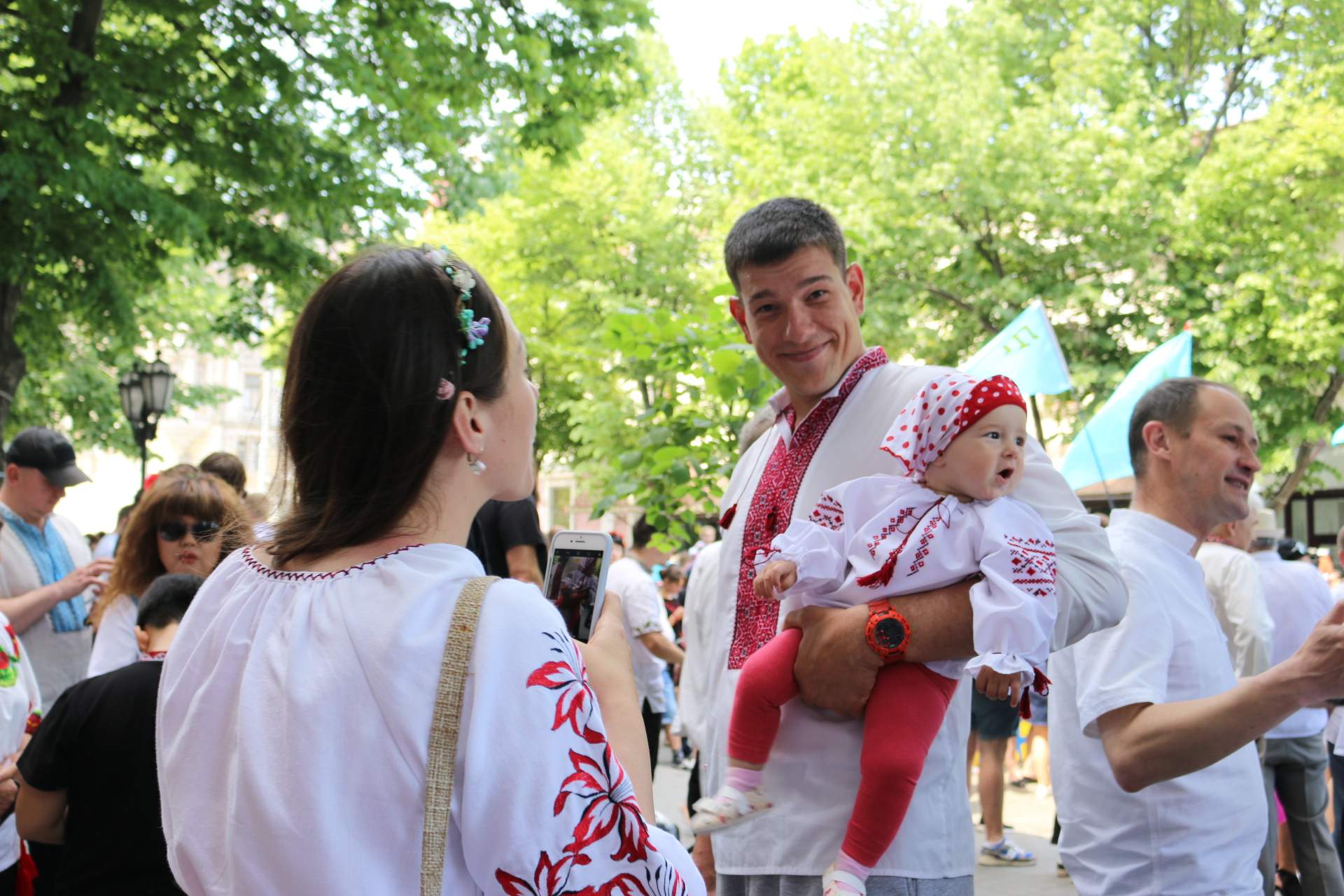 Мегамарш у вишиванках 2019