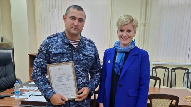 Віктор Богатуров (ліворуч), обвинувачений у воєнному злочині. ФОТО: investigator.org.ua