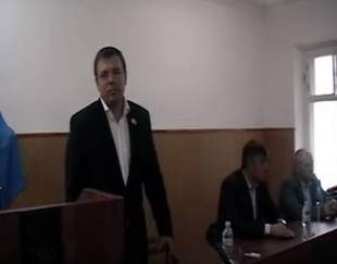 Полицейские проверяют инцидент с журналистом на встрече Николая Скорика с избирателями