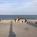 Вікенд на Ланжероні: смугасті стрічки не зупиняють одеситів, які вийшли погуляти