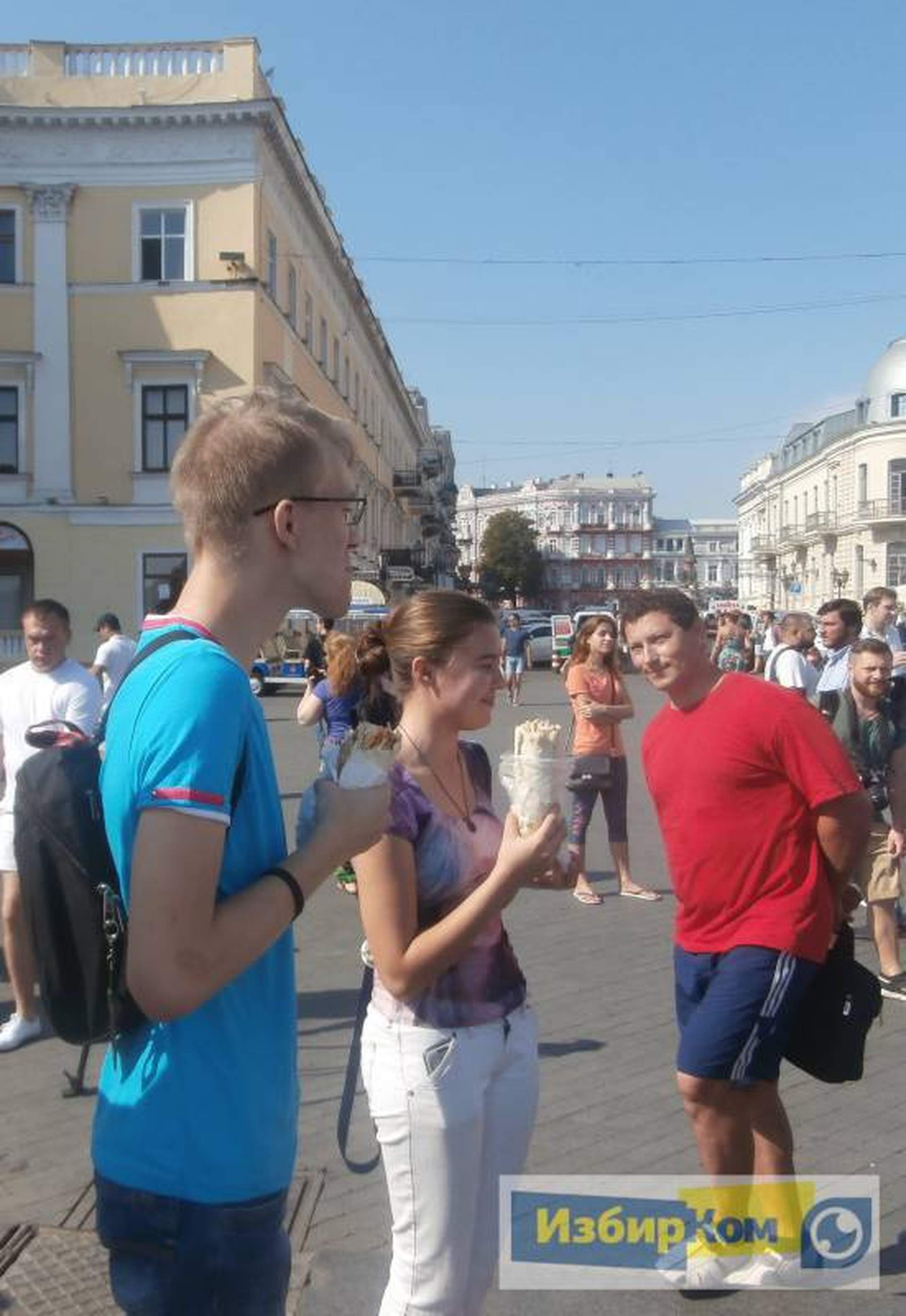 В Одессе прошел "Шаурмарш" против произвола чиновников