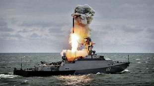 ВМС Украины заметили в Черном море два российских носителя ракет "Калибр"