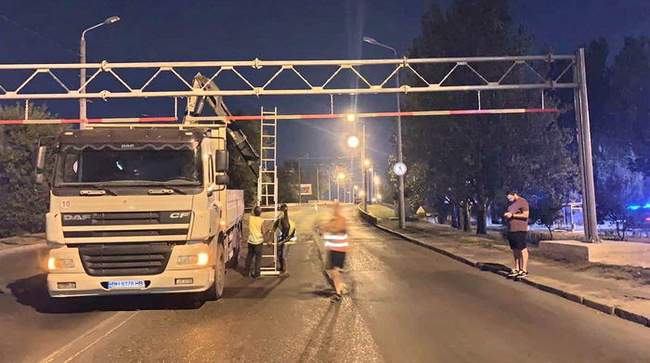 Поліція  не в змозі встановити стаціонарний пост біля Іванівського мосту