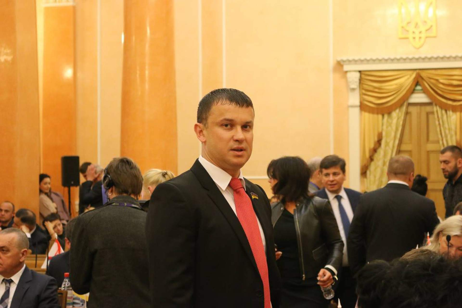 Сессия Одесского горсовета: "майдан" и переполненный зал