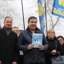 Одесситы принесли цветы к памятнику Шевченко и потребовали освободить Савченко