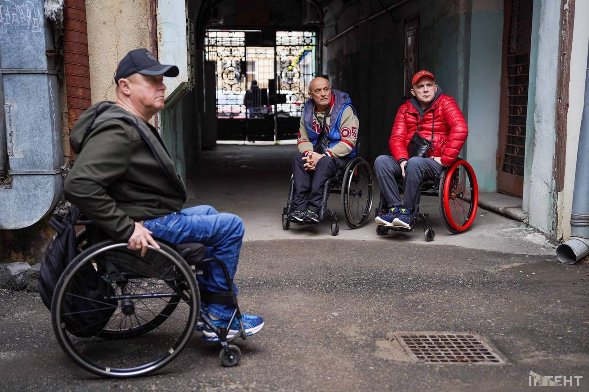 В Одесі провели другу екскурсію центром на колісних кріслах