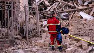 Russian shelling in Kherson region wounds three people and damages houses