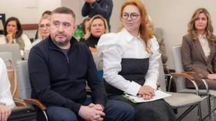 Дело главы Одесского облсовета и его жены передали в суд