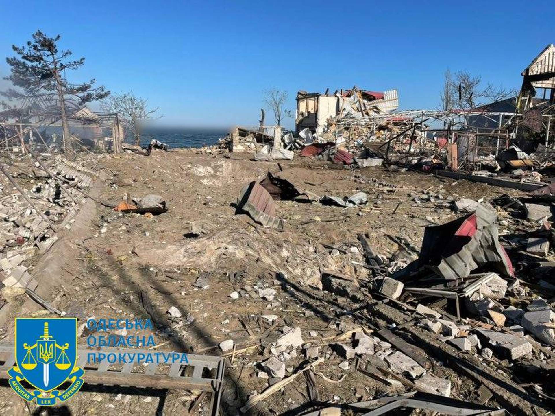 Російські військові обстріляли Одещину, знищивши приватні будинки та бази відпочинку (оновлено)