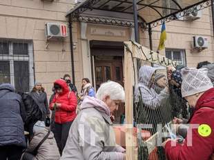 Одеські волонтери пікетують податкову