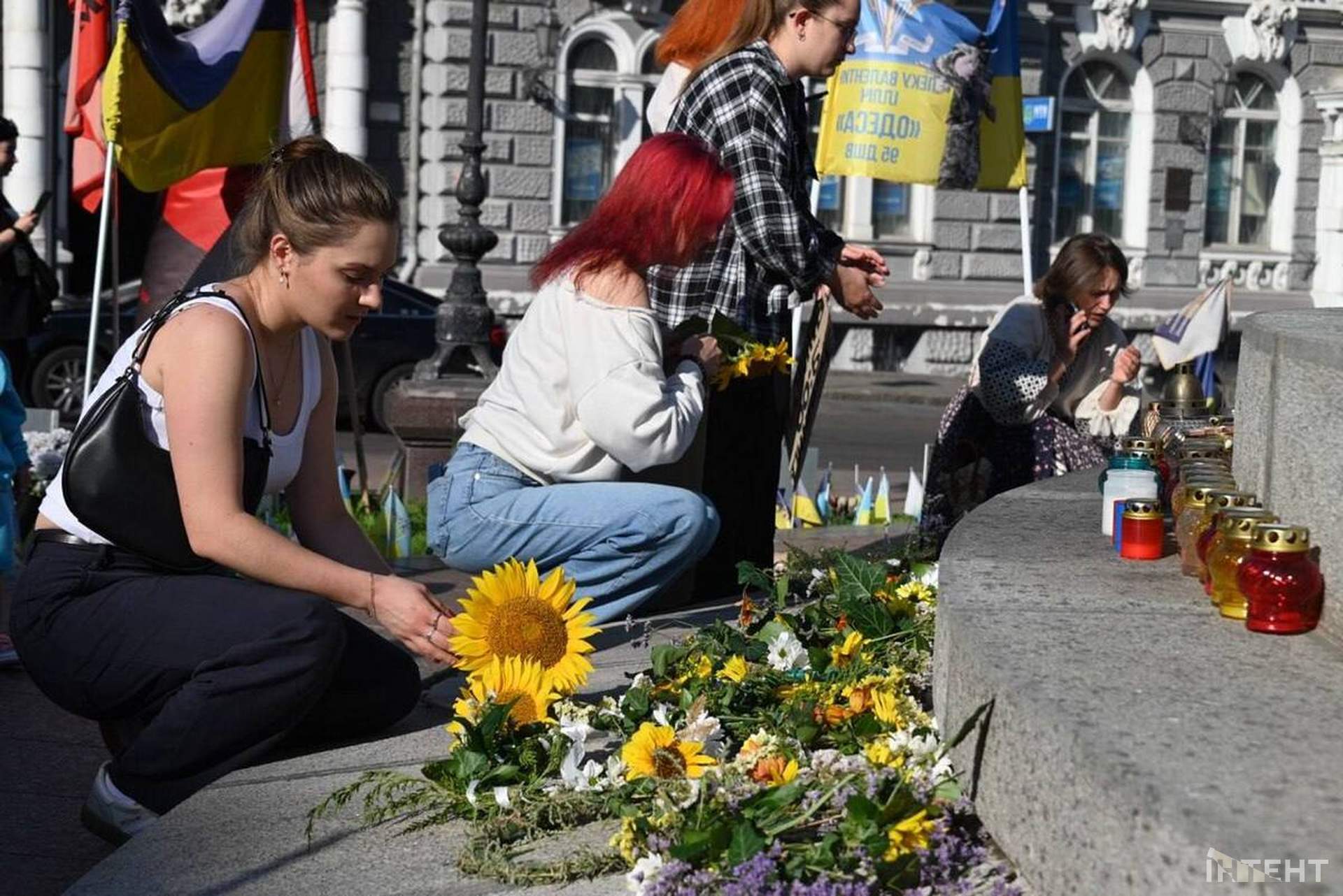 Одесити вшанували полеглих захисників України на Європейській площі