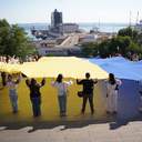 В Одесі розгорнули 34-метровий прапор України до Дня Незалежності