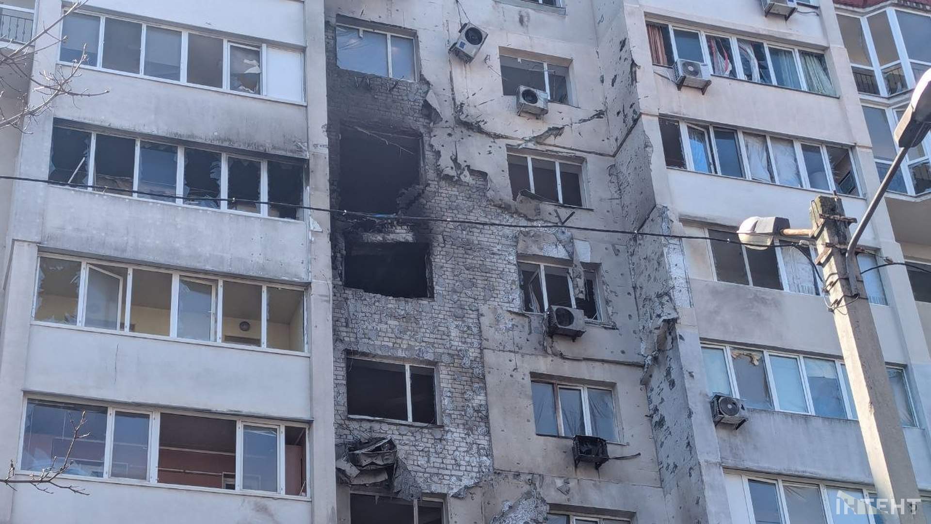 Внаслідок атаки Одеси вночі загинула людина, ще 12 постраждали