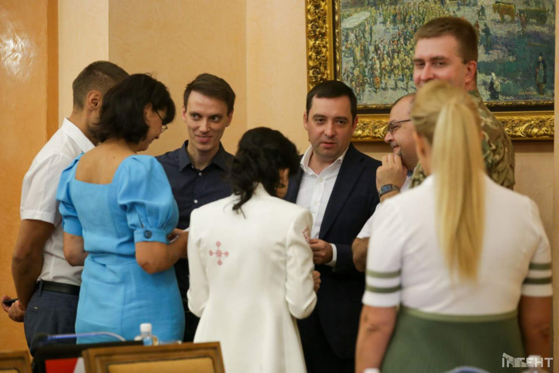 Обличчя та емоції: сесія Одеської міської ради в об'єктиві Інтента