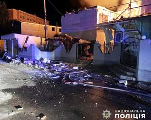 Поліцейські показали наслідки удару окупантів по рекреаційній інфраструктурі Миколаївщини